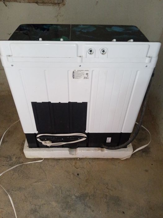 Kir moshina sotiladi 9 KG