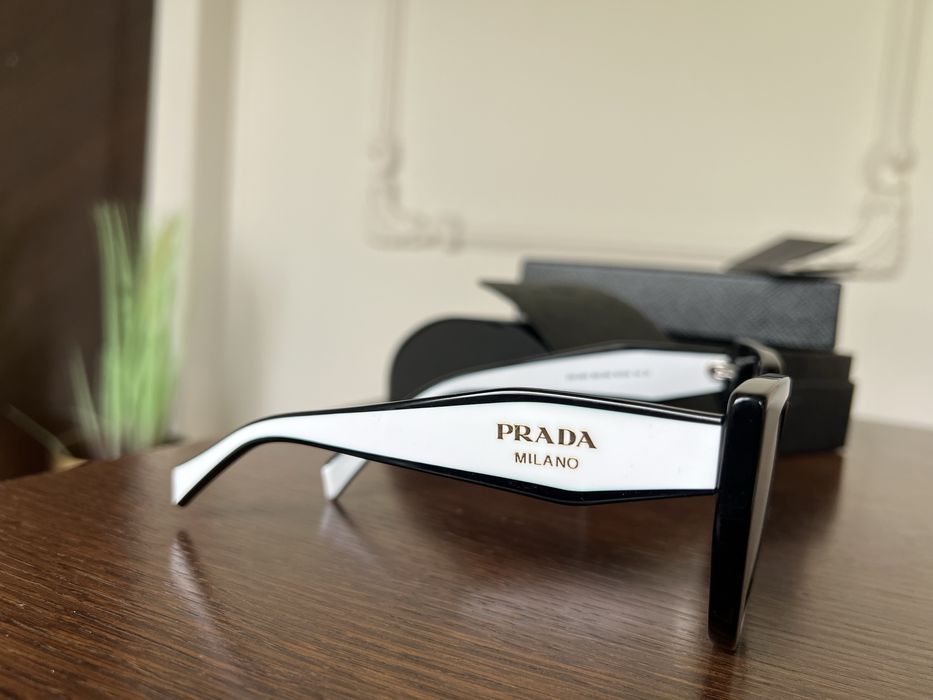 Оригинални очила PRADA