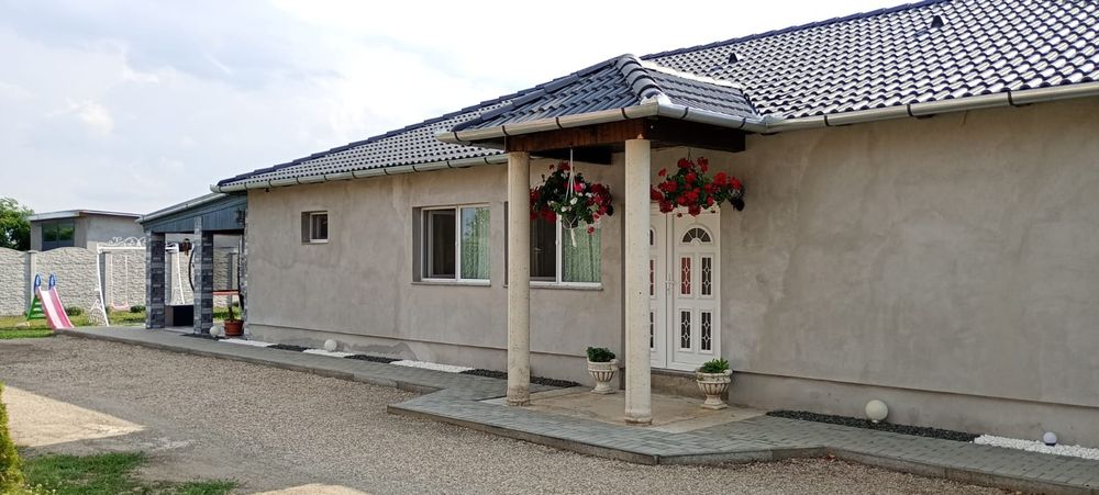 Proprietar vând casa
