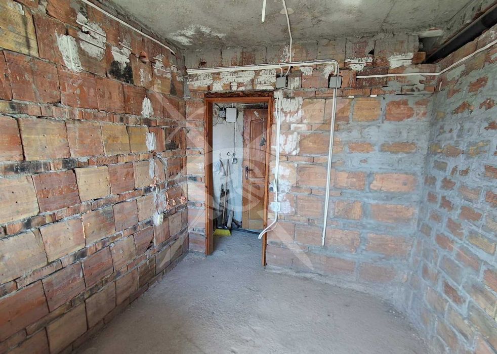 Продава се Двустаен апартамент в Бургас, Възраждане - 47 кв.м за 1194 €/кв.м - Снимка #1