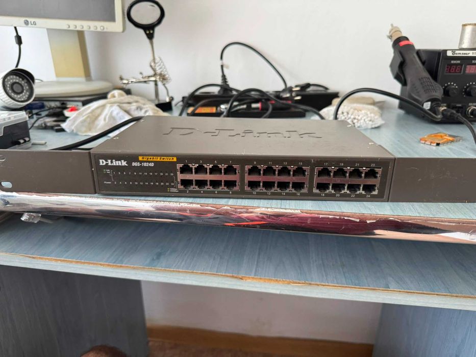 Switch D-Link DGS-1024D, 24 porturi Gigabit, Rack 19"
