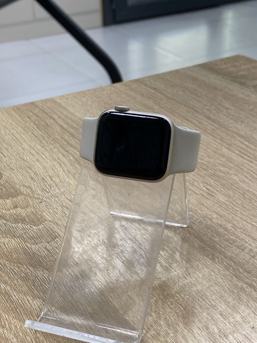 apple watch SE3, 40mm (п25)