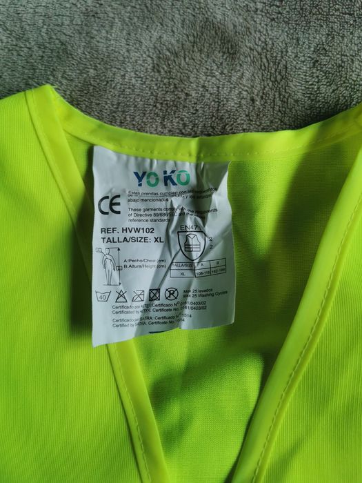 Vand veste reflectorizante 2 bucati, marimea XL