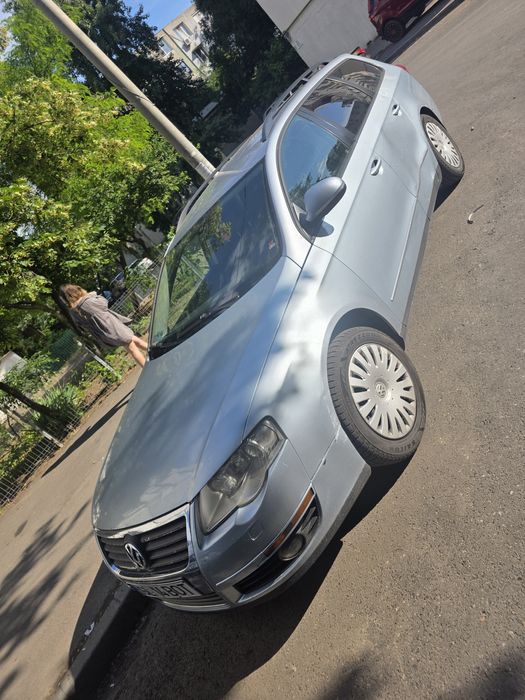 VOLKSWAGEN Passat 0