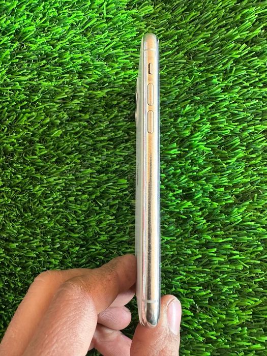 iPhone 11 pro 64gb holati idial