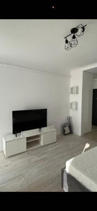 Închiriere garsonieră