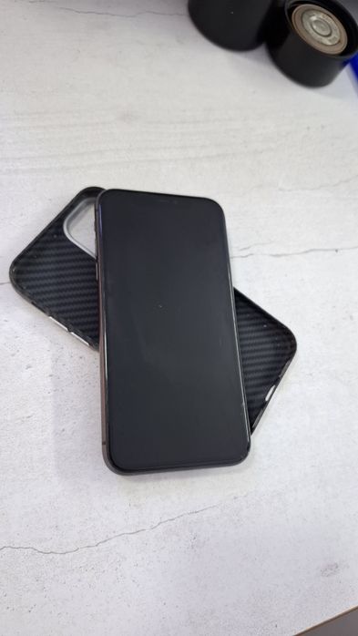 Продам iphone 11