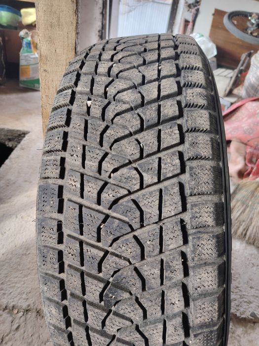 Шины зимние 265/65/17