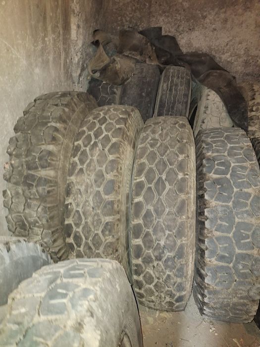 Донгелек Покрышки  Зил