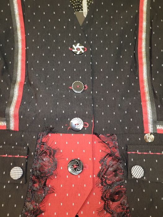 Ново сако Lucy Луци