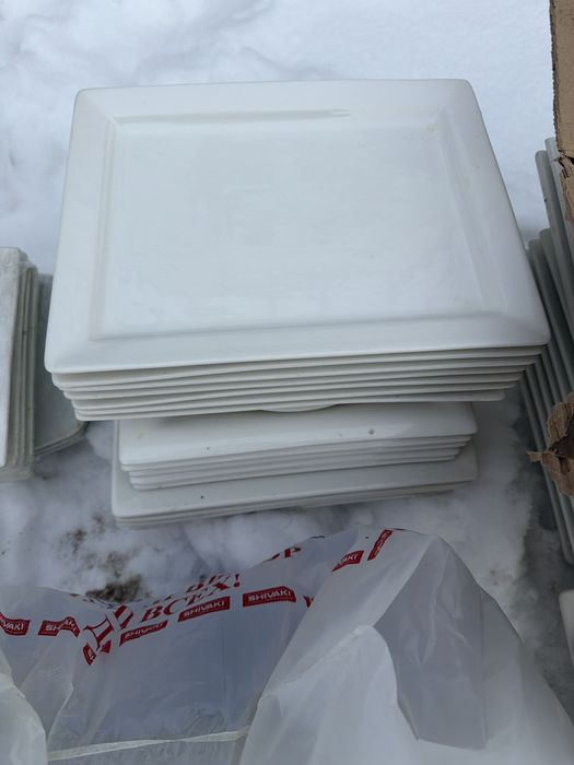 Белые Посуды в хорошем состоянии