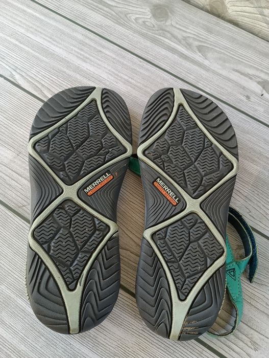 Merrell N 36 кожени сандали