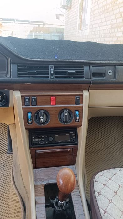 Мерседес бенс 230) Цена:1 млн 300