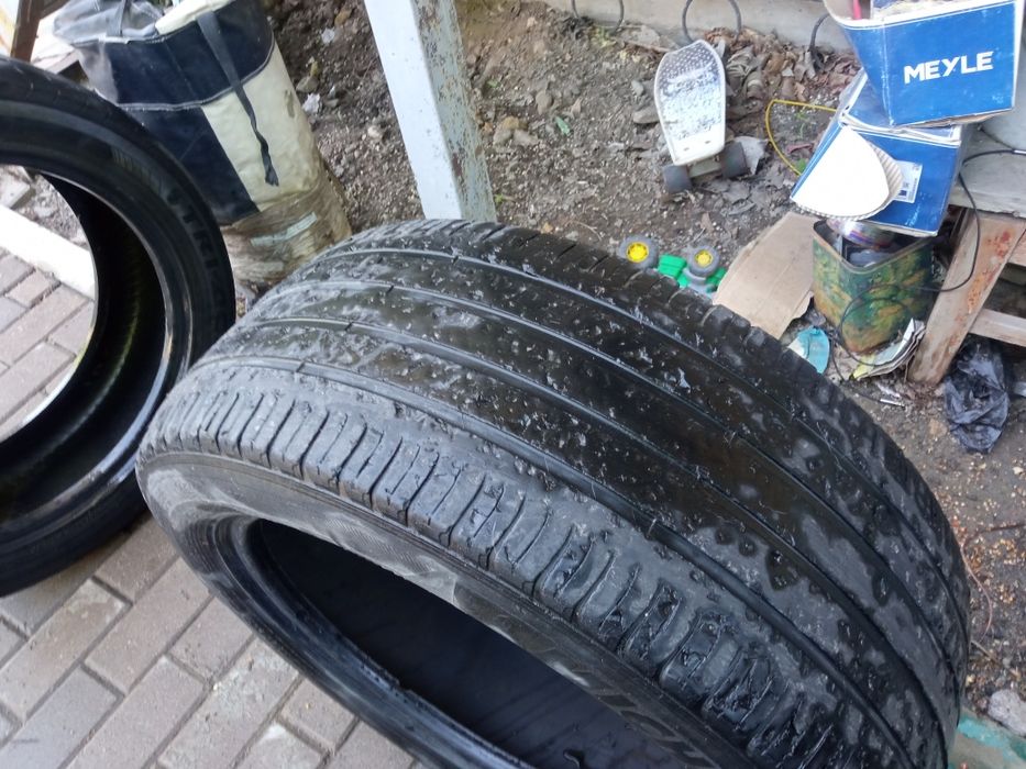 Продам резину на 19