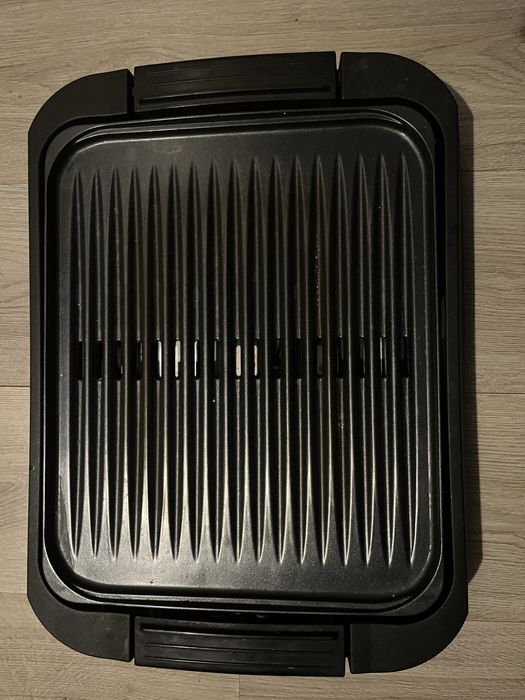 Електрическа грил скара с капак 2000W GR201