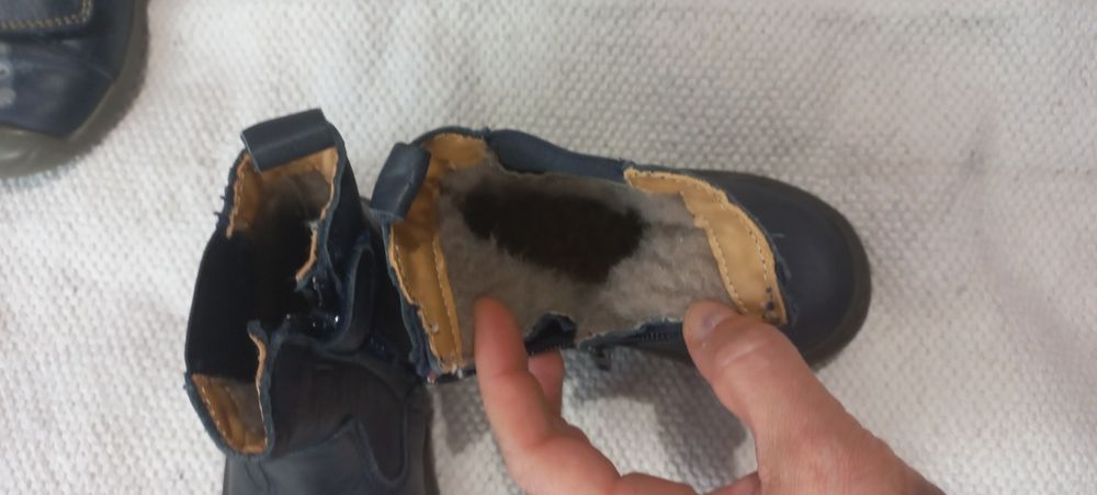 Încălțăminte 2-3 ani