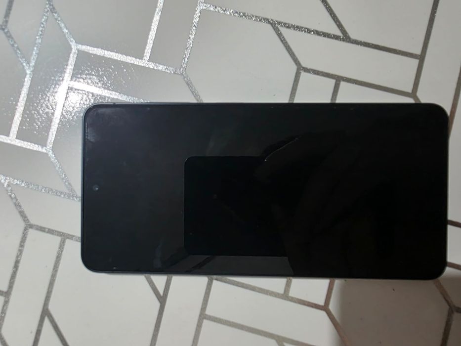 Продам samsung galaxy s26 black 256gb
