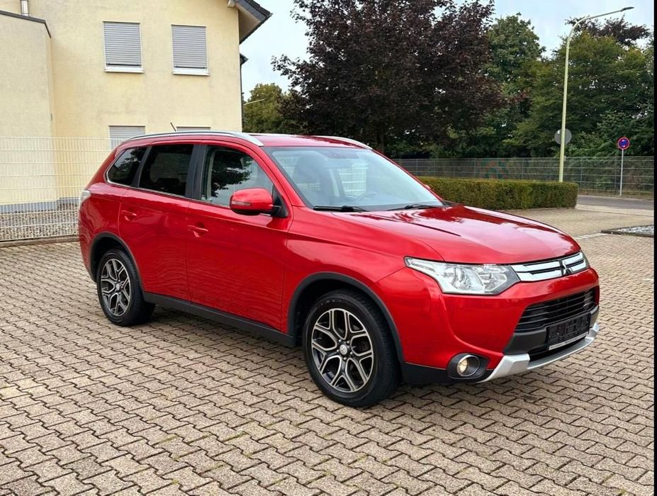 Mitsubishi Outlander Mitsubishi Outlander Instyle, an 10.2015, 4x4, 169300 km, Automata