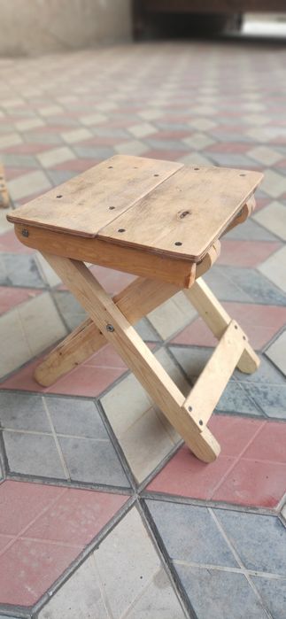 Табуретка для дома