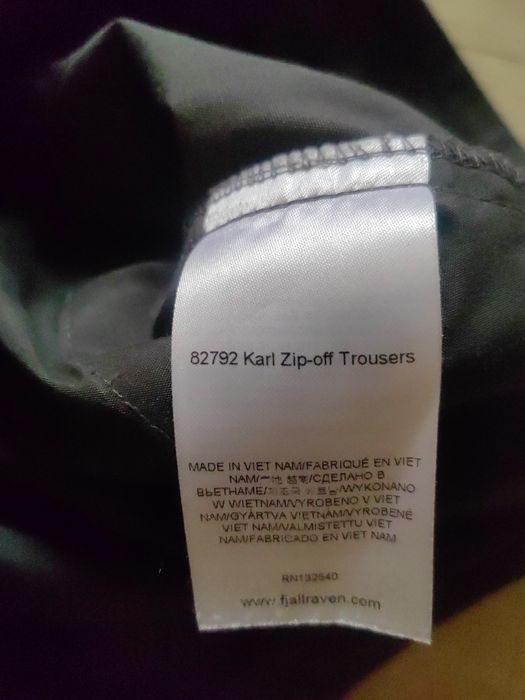 Pantaloni FjallRaven mărime 48