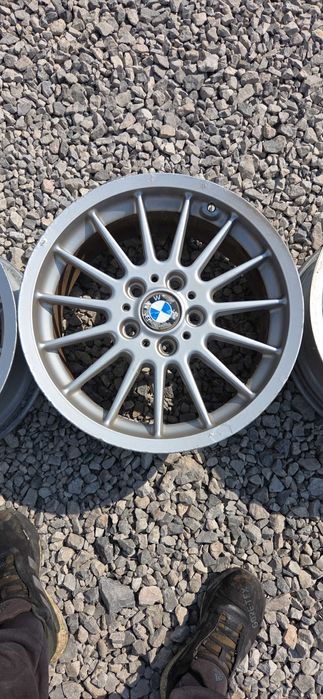 Продавам джанти style 32 bmw e36 5x120, 17 цола 8J ET 47