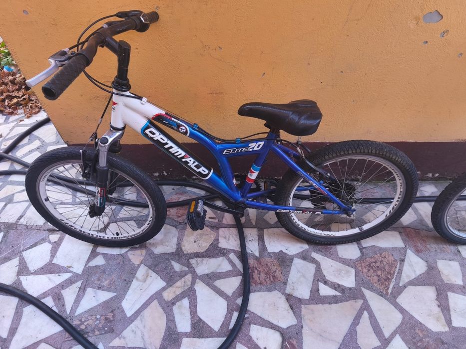 Bicicletă pentru copii