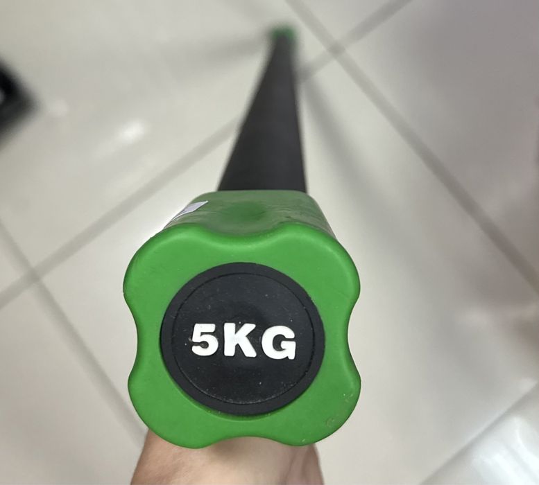 Гантели, бодибар, фитнес