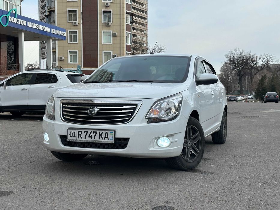 Ravon R4 Cobalt (Euro 5) - краска тоза / 35000 км / автомат