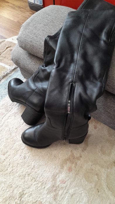 Продам зимнию обувь