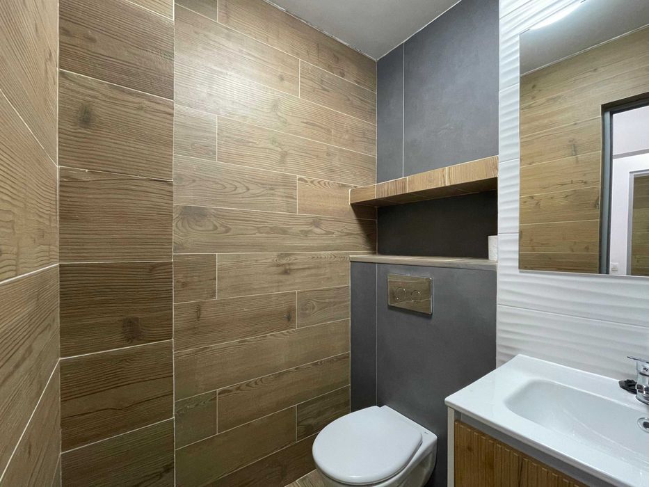 P.F. Ap. 3 cam. de inchiriat,cart. Marasti str.Dambovitei 999 eur