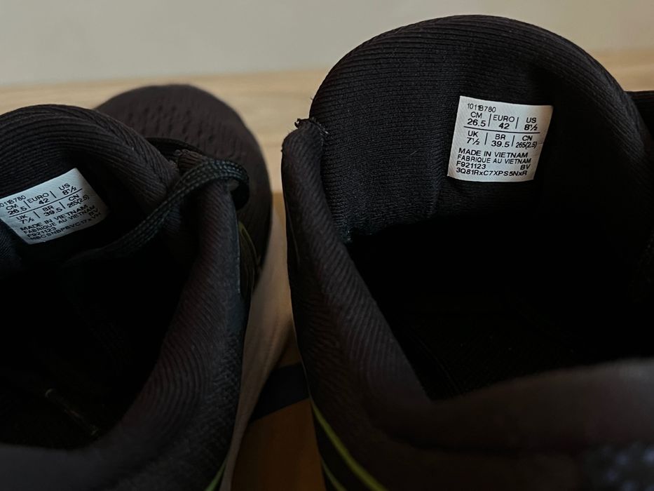 Asics 42 номер по Eu