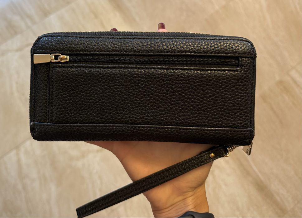 Оригинално портмоне GUESS