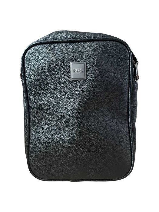 Мъжки чанти Hugo Boss 010 !!!