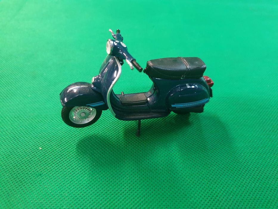 LOT Motociclete diverse scara 1/24