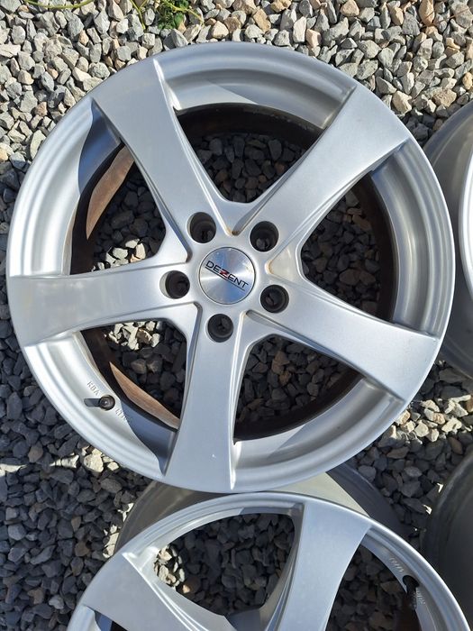 5x112.17цола.7 j ET 45.Dezent