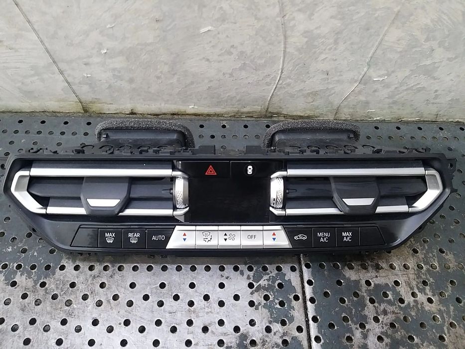 Panou comanda clima ac cu grile ventilatie aer bmw seria 1 f40 985539503 5hb01321946 bg985539503 21635211