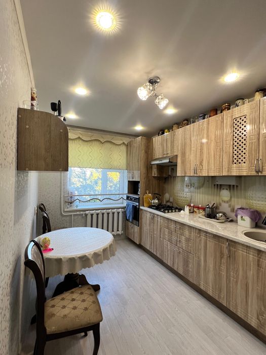 Продам 4-ех комнатную квартиру