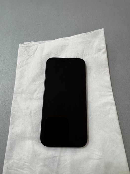 Айфон 15, черный, 256 гб