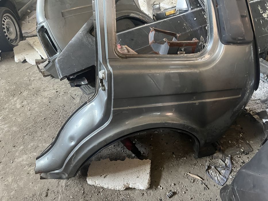 Задние крылья на ниву 5 дверную