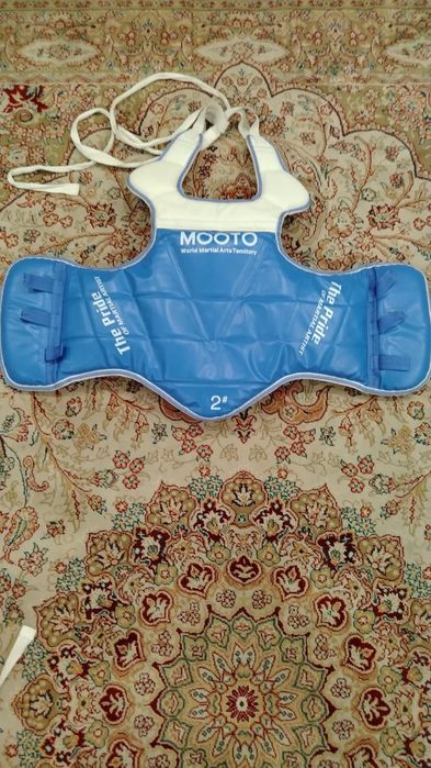 Спортивный желет