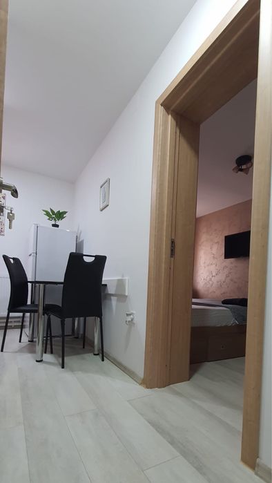 Inchiriez Garsoniera in REGIM HOTELIER
