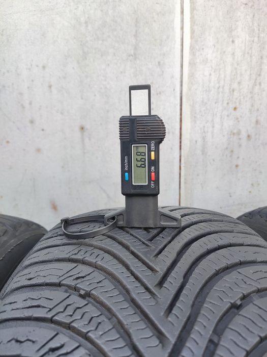 4бр зимни гуми 215/60/16 Michelin Alpin 5 
6.6 mm грайфер
dot21
Добро