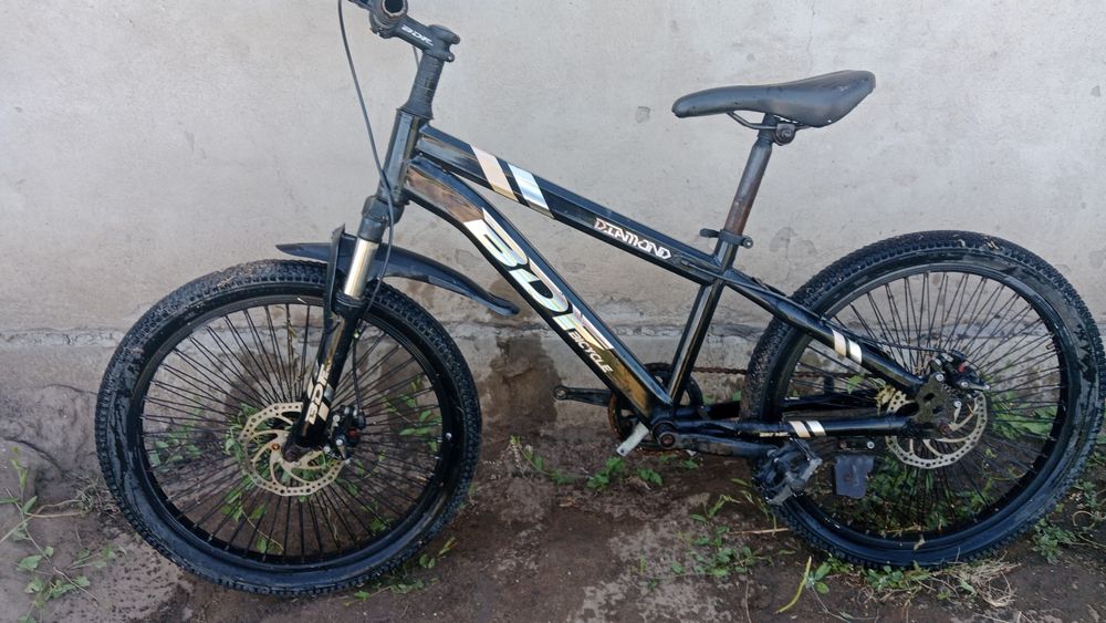 Продам велик 22 дюйм колеса