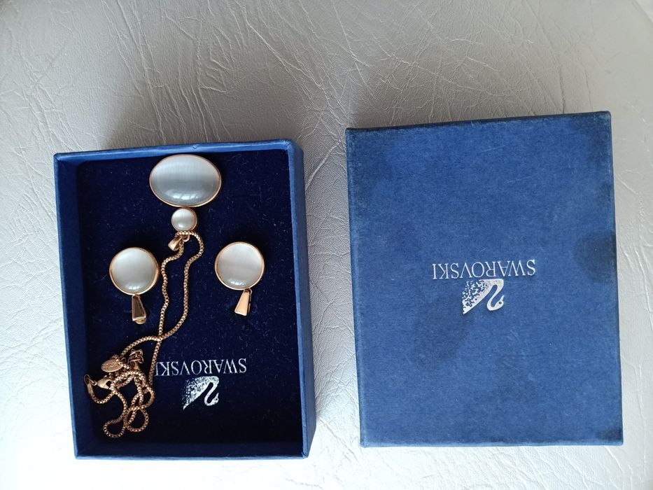 Продам набор Сваровский