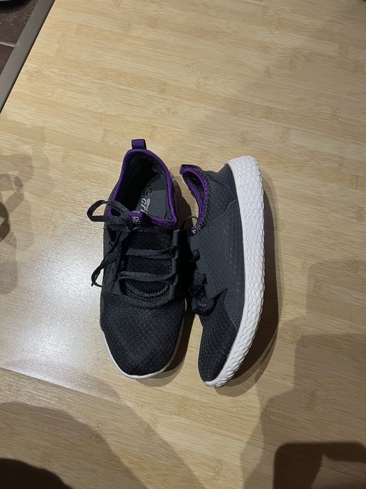 Pantofi sport marimea 37