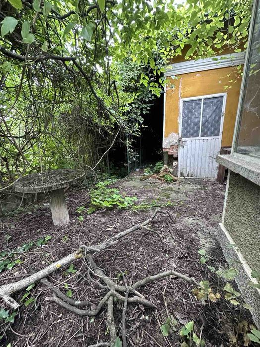 Продава се къща в село Типченица