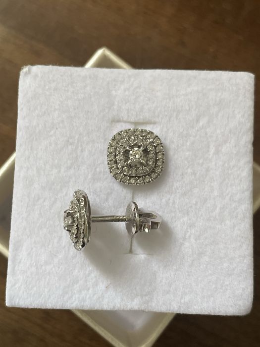 Серьги - пусеты с бриллиантами