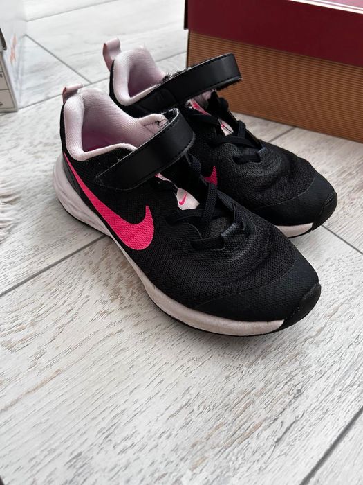 Обувки за момиче