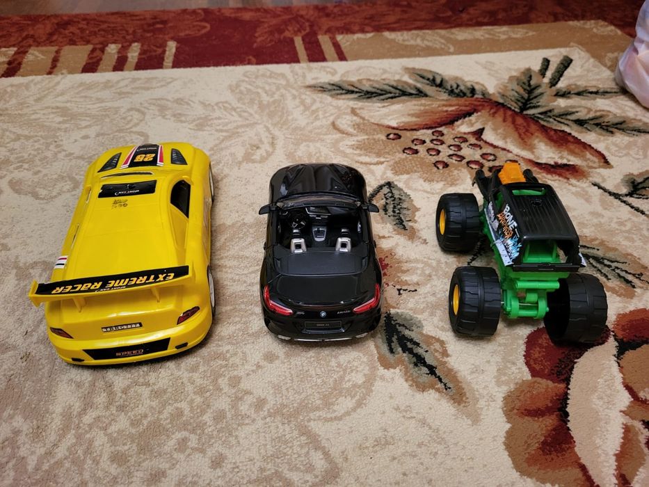 Машинки в хорошем состоянии