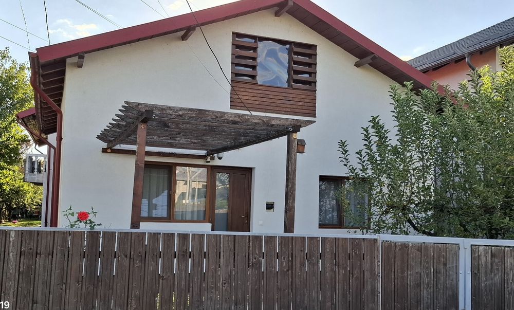 Închiriez casă Bascov